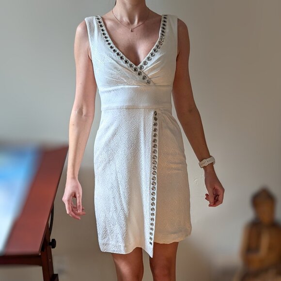 CATHERINE MALANDRINO White 100% Silk Grommet V Neck Cocktail Dress Size 4 - Picture 1 of 16